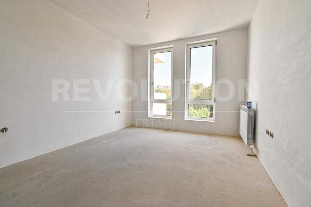 Продава се Тристаен апартамент в София, Гео Милев - 117 кв.м за 2736 €/кв.м - Снимка #1