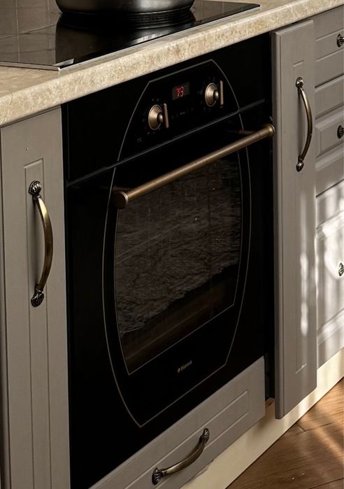 Духовка Hansa в хорошем состоянии