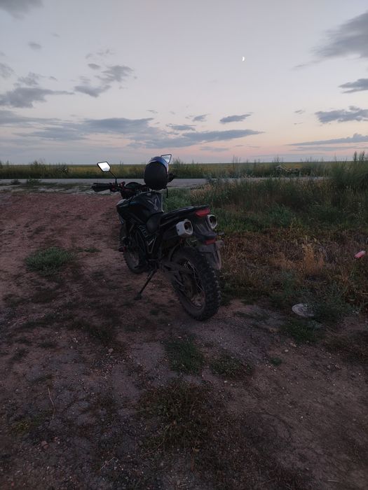 мотоцикл sycmcc300