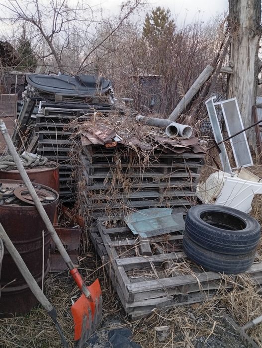 Продам поддоны        ,