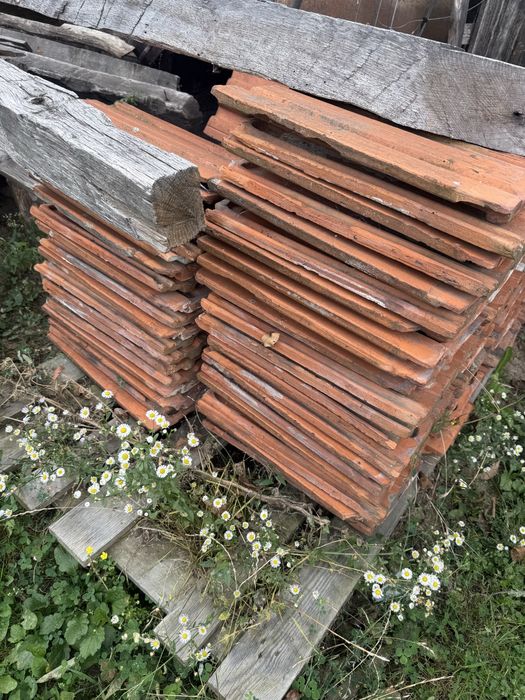 Țiglă veche ceramică – stare bun