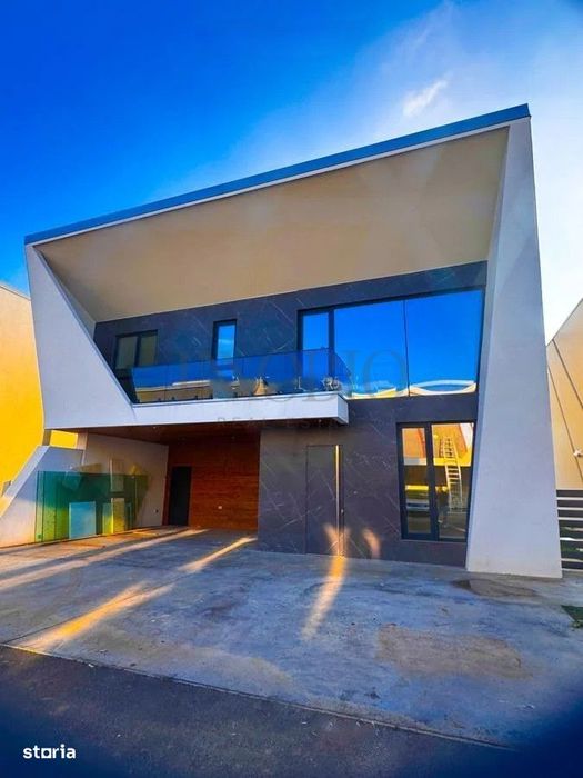 Vila 5 Camere | Rooftop Pool | Smart Home |
