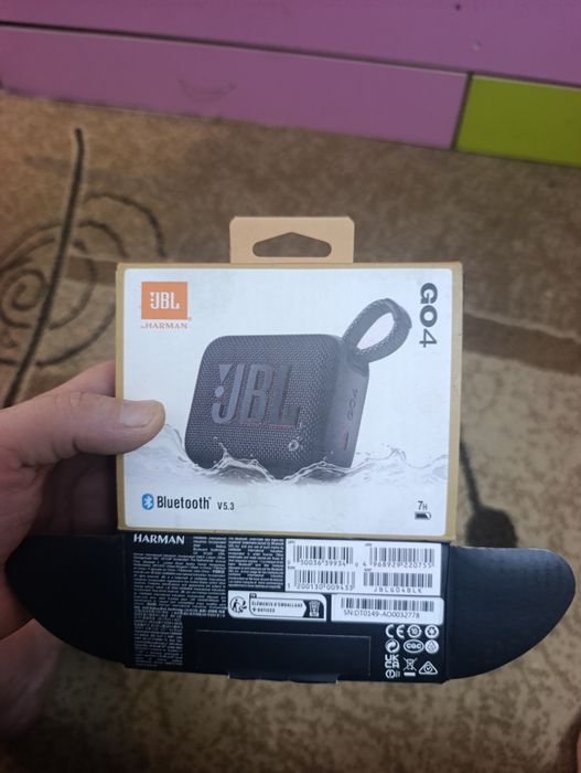 Продам блютуз колонки разные