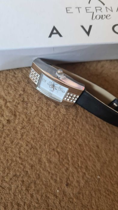 Ceas de dama Avon Eternal Love nou in ambalaj