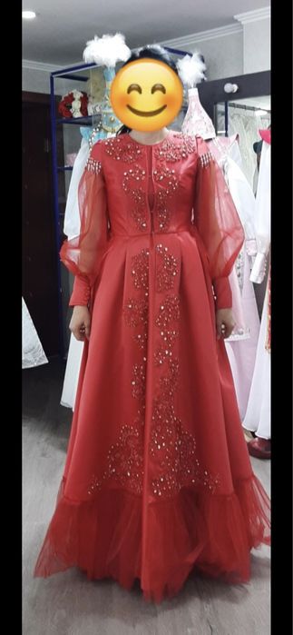 Продам свадебное платье, и платье для узату