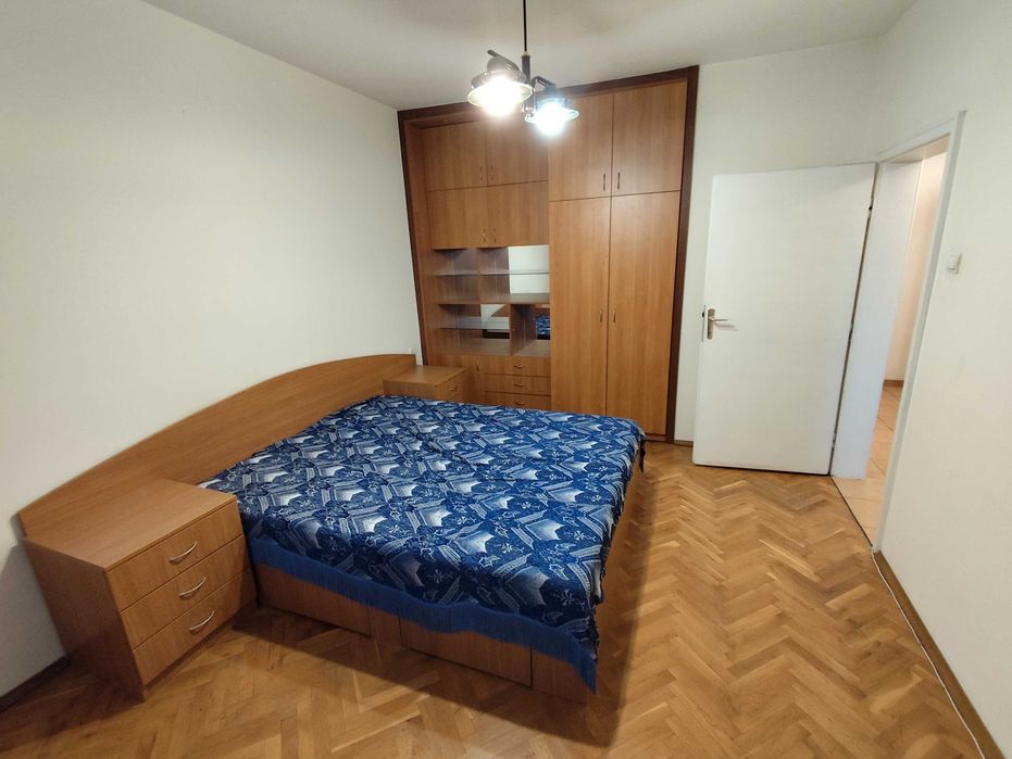 Дава се под наем Двустаен апартамент в София, Толстой - 69 кв.м за 538.56 € - Снимка #12