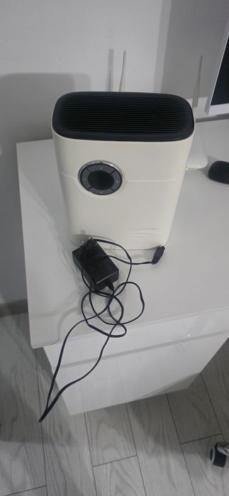Vand dezumidificator ca nou