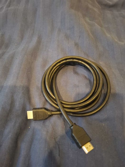 PlayStation 4 PRO Alb | 1TB + 2 Joystick Dualshock 4 Alb (PS4)