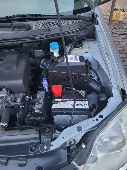 Nisan Primera 1.6 benzina 109 cai