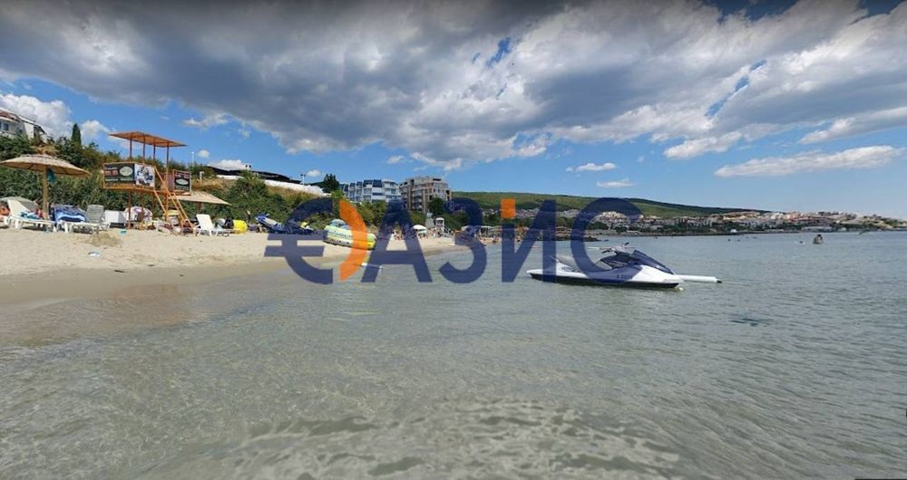 Продава се Тристаен апартамент в Свети Влас - 166 кв.м за 392 €/кв.м - Снимка #8