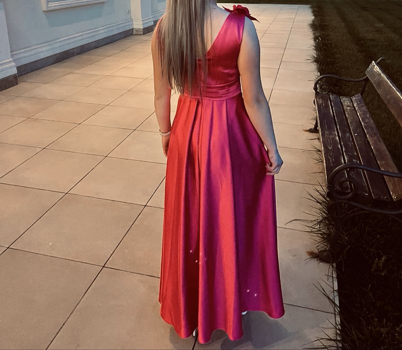 De vanzare rochie de seara marime 36-S