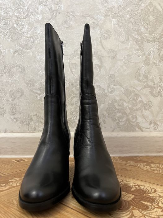 Женские зимние сапоги