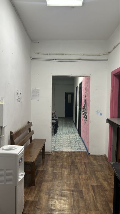 Кабинет в аренду 40 кв и 12 кв
