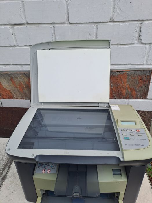 Продам принтер, не в рабочем состоянии.