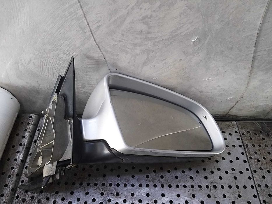 Oglinda electrica dreapta audi a4 b6 8e pentru piese 50010fa0