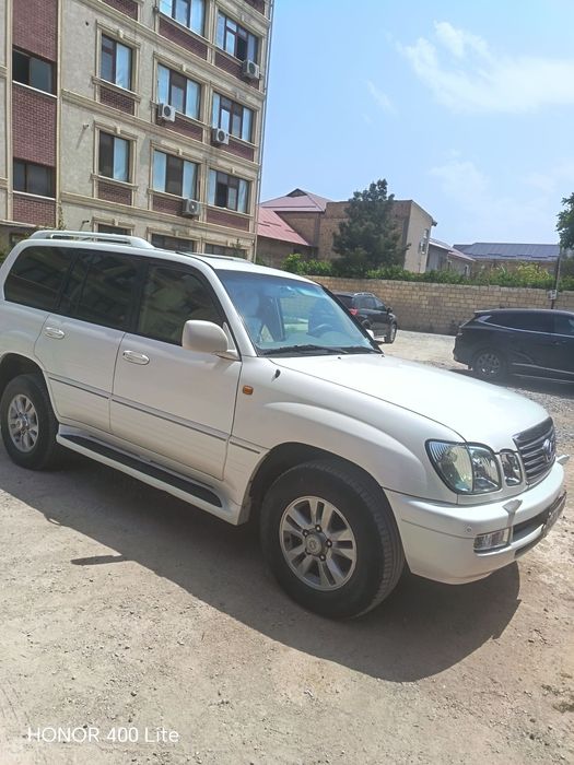 Внедарожник Lexus LX 470