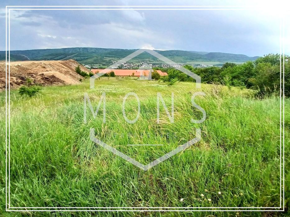 Продава се Парцел в с. Леденик, Област Велико Търново - 6699 кв.м за 47 €/кв.м - Снимка #1