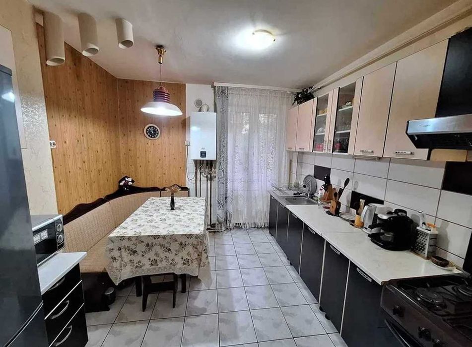 Apartament 4 camere, zona Vivo Mall, Baia Mare