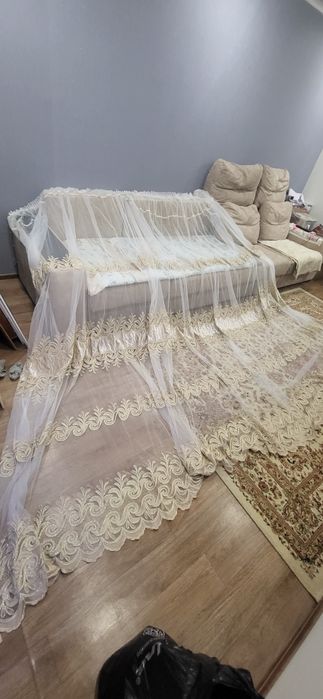 Продаеться Комплектом Тюль и Шторы