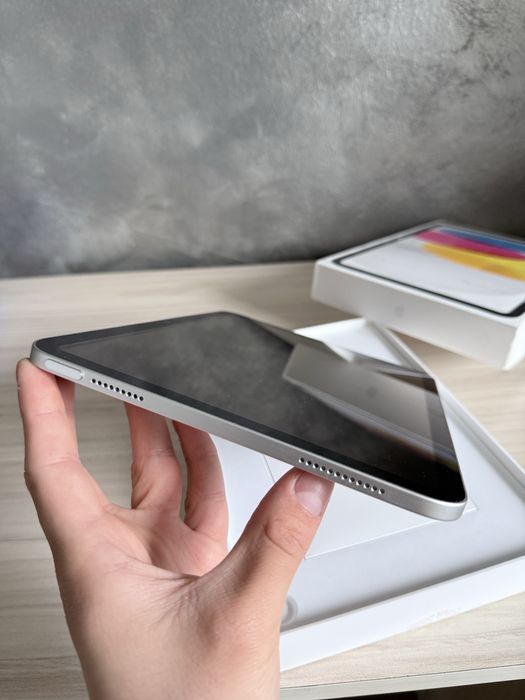 Ipad 10 th, 64GB, folosit foarte puțin