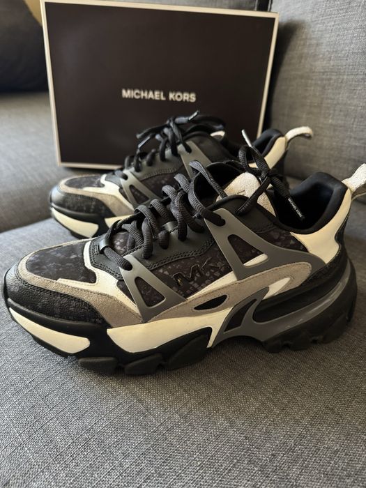 Мъжки обувки Michael Kors