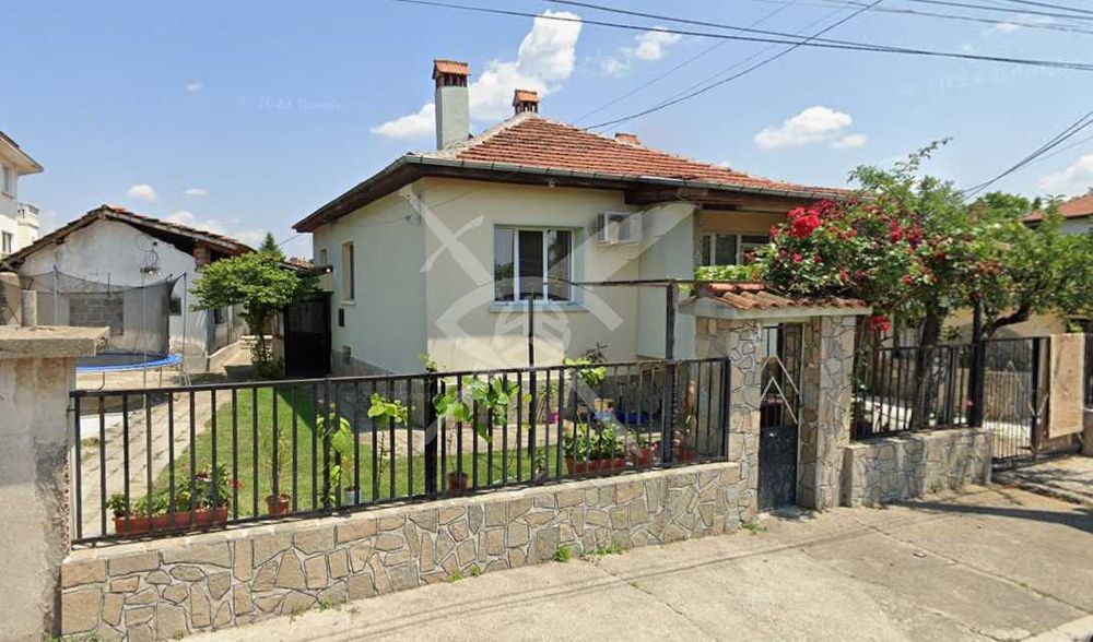 Къща в Първомай - 95267