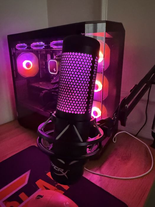 В продаже микрофон HyperX QuadCast S