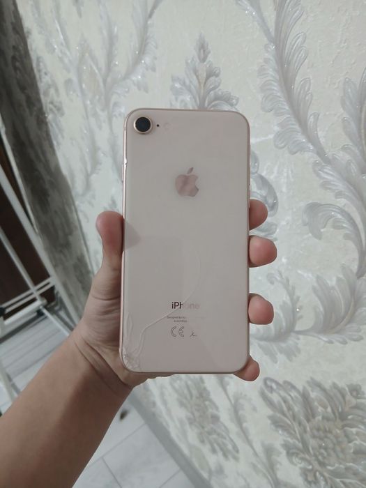 Iphone 8, 128gb/77АКБ