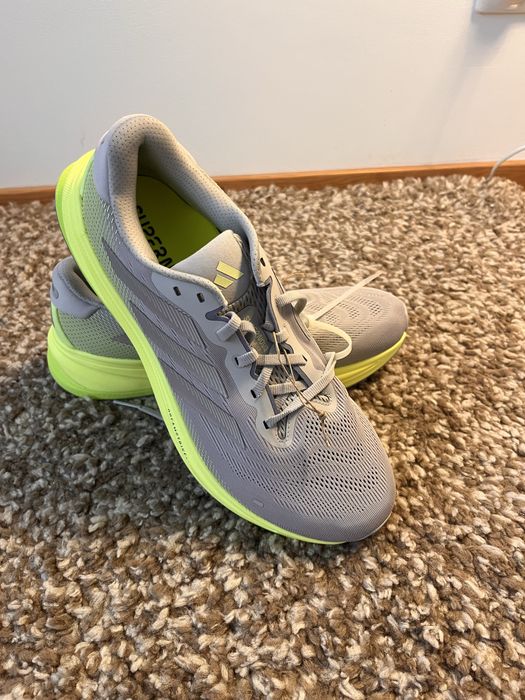 Adidasi Supernova Dreamstrike+