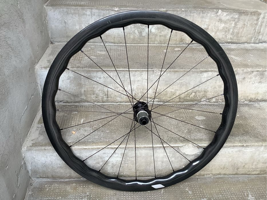 Roti carbon wave disc centerlock road cyclocross gravel mtb