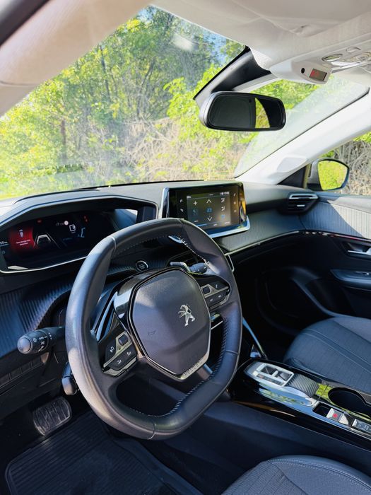 Vand Peugeot 208, 2023,  Allure pack