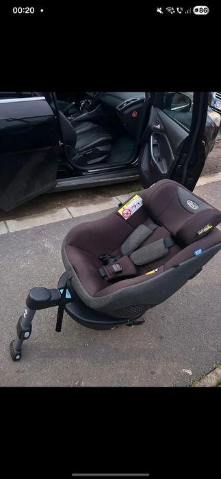 Scaun auto
Scaun auto Graco rotativ 360 Turn2Me i-Size Heather, folosi