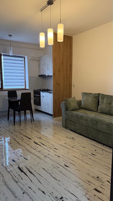 Inchiriez apartament   Cartier Latin (strada Alunului 47d-47e)