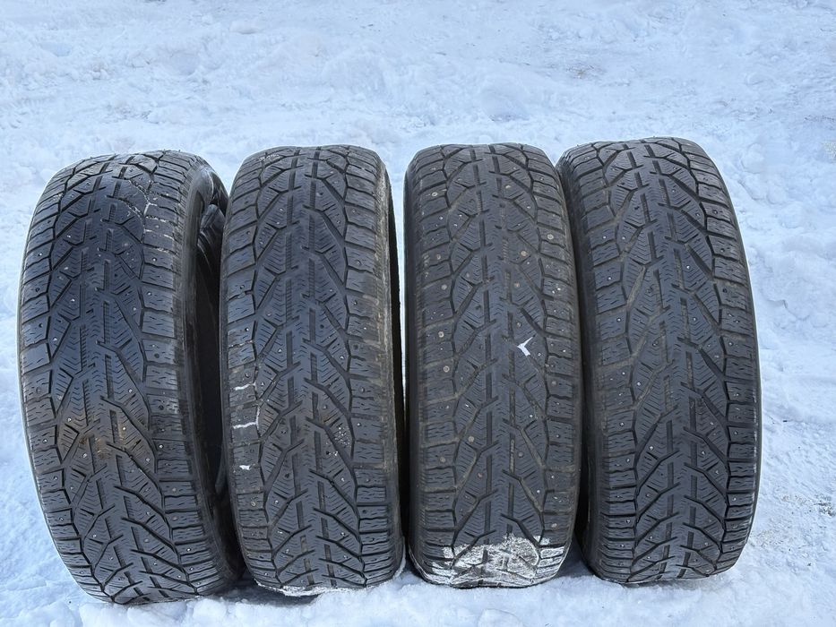 265/65/17 комплект зима