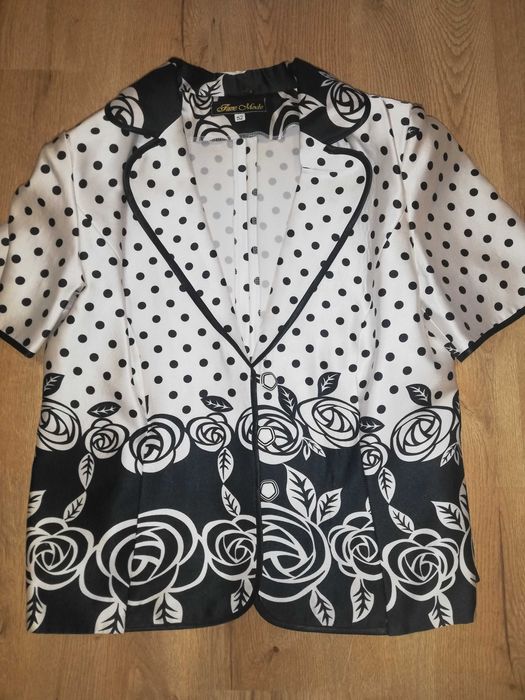 2 sacouri deosebite elegante