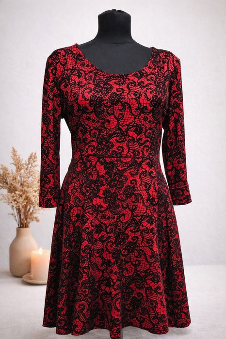 Rochie spectaculoasă roșu-negru cu model catifea – efect wow