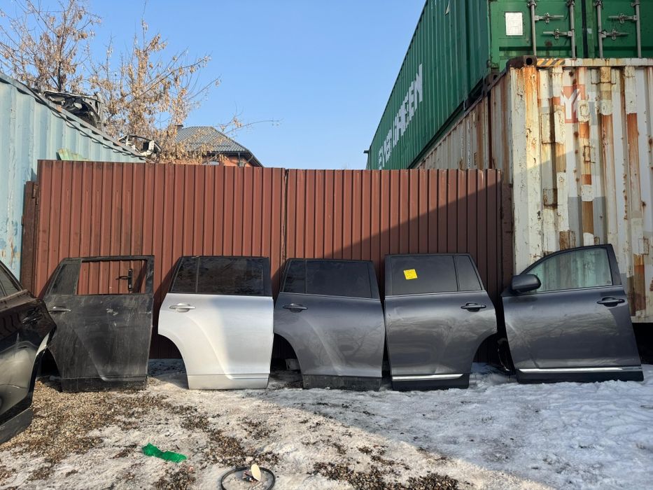 Двери на Toyota Highlander 2009г- 2013г