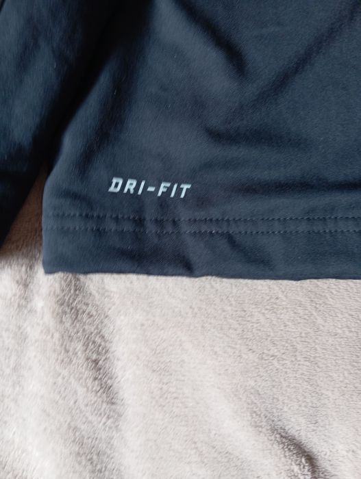 Jachetă de trening Nike Dry fit , marimea S/M
