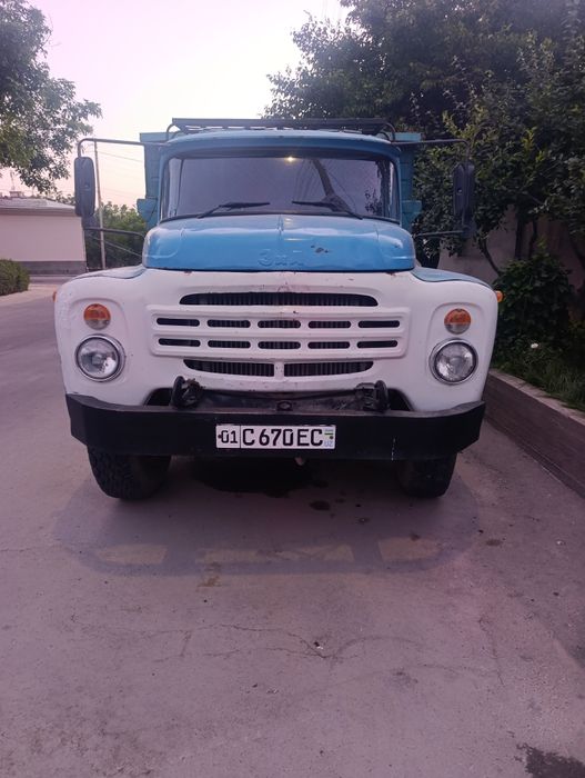 Zil sotiladi sirochnik