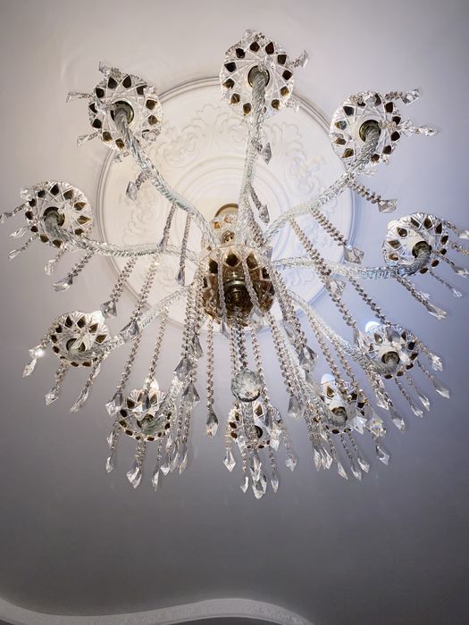 Хрустальная люстра