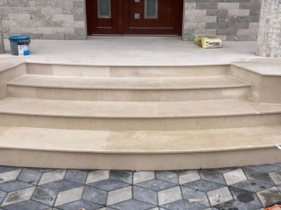 Vând Marmură vrata la cele mai bune preturi începând de la 200 de lei