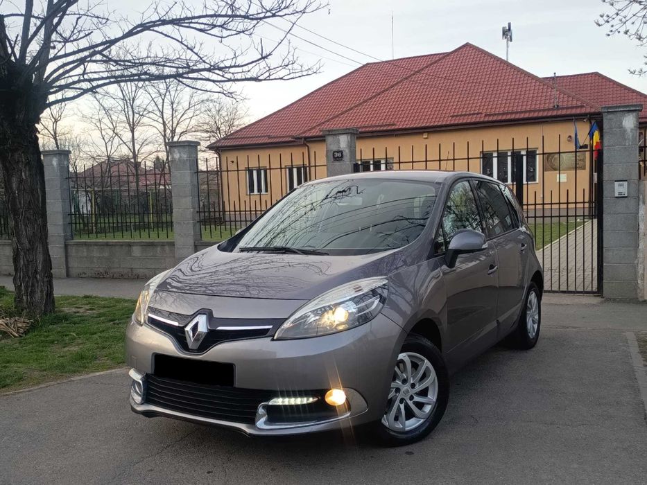 RENAULT Scenic 2012