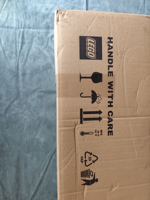 Продавам лего ...