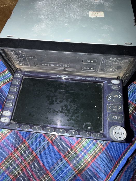 магнитофон Автомагнитола