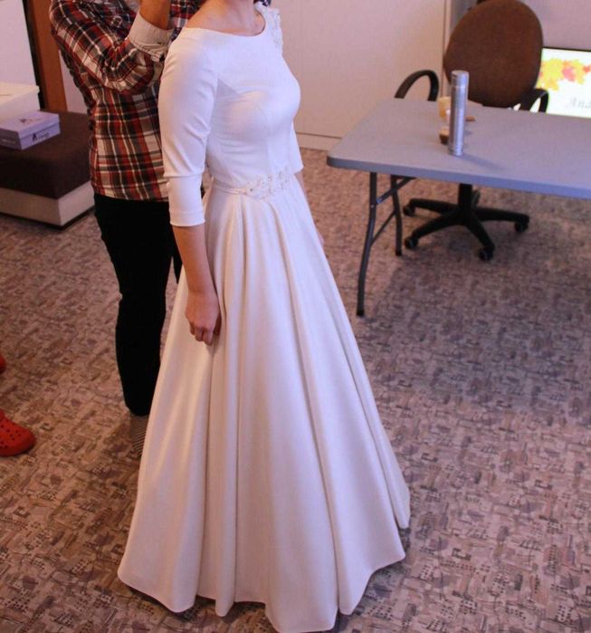 Rochie mireasă, tafta, model deosebit