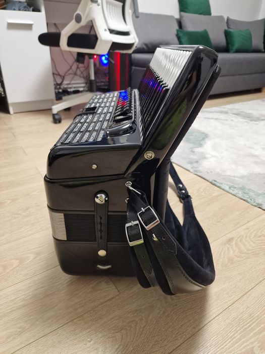 Vand acordeon italian Paganini