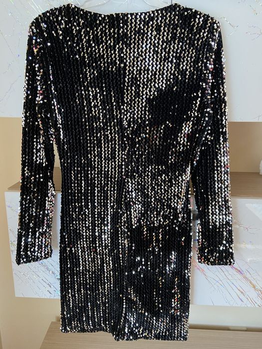 Rochie scurta din paiete