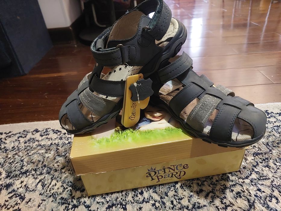 Продам летняя детская обувь