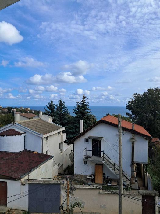 Продава се Тристаен апартамент в к.к. Св.Св. Константин и Елена - 83 кв.м за 830 €/кв.м - Снимка #1