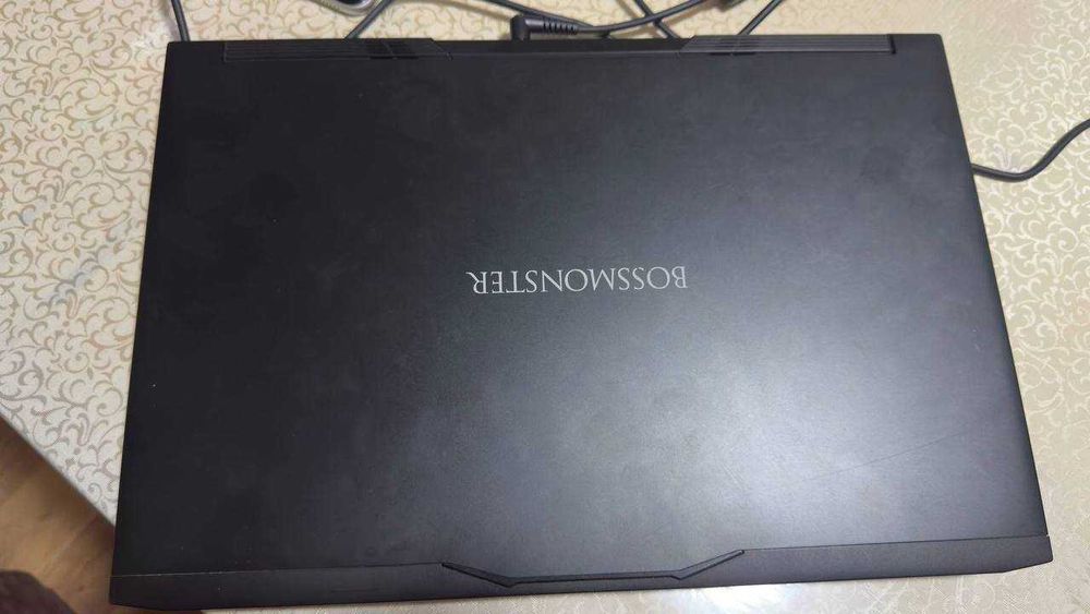 bossmonster laptop